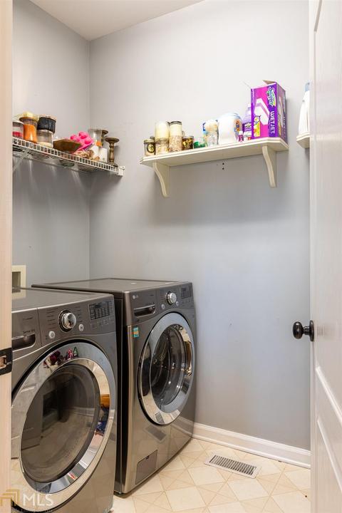 3645 Old Suwanee Rd, Suwanee, GA 30024 photo 17