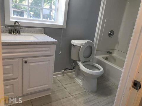 6361 Clearbrook Dr, Morrow, GA 30260 photo 10