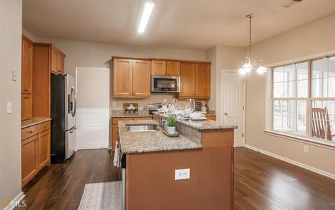 2040 Pendleton Pl, Suwanee, GA 30024 photo 9
