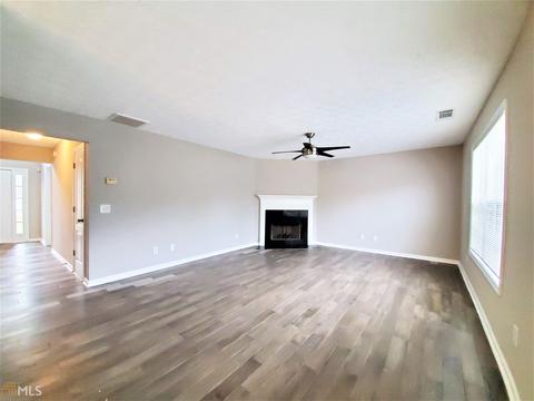 55 Trelawney Ln, Covington, GA 30016 photo 4
