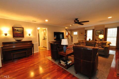 3000 White Oak Ct, Lagrange, GA 30240 photo 3