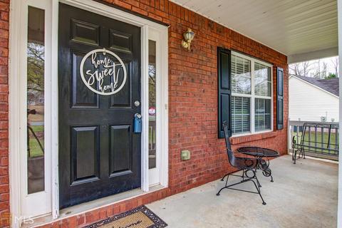 125 Hallmark Ln, Covington, GA 30014 photo 3