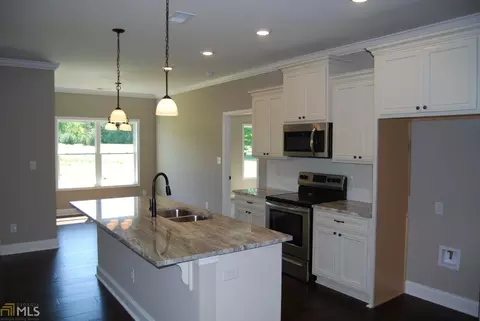 7168 Wimpy Rd, Macon, GA 31216 photo 3