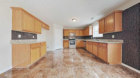 612 Rangeley Meadows Ct, Hampton, GA 30228 photo 8