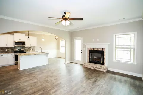 110 Back Cedar, Centerville, GA 31028 photo 4