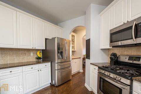 2046 Suwanee Woods Ln, Duluth, GA 30097 photo 11