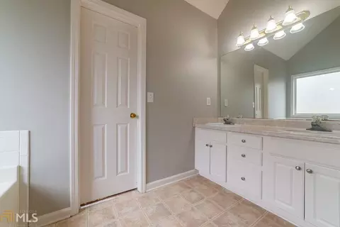 733 Saddle Ridge Ct, Bethlehem, GA 30620 photo 4