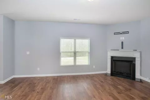 1152 Paris Dr, Hampton, GA 30228 photo 7