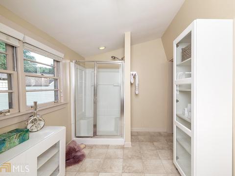 3372 Keswick Dr, Chamblee, GA 30341 photo 25