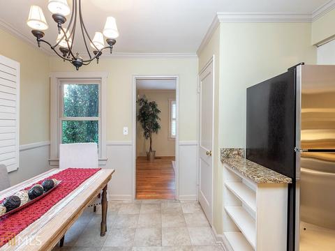 3372 Keswick Dr, Chamblee, GA 30341 photo 6