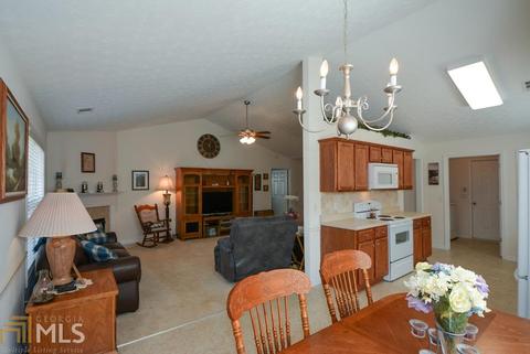 251 Memory Ln, Winder, GA 30680 photo 11