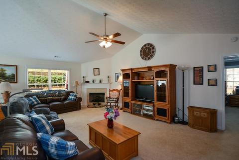 251 Memory Ln, Winder, GA 30680 photo 6