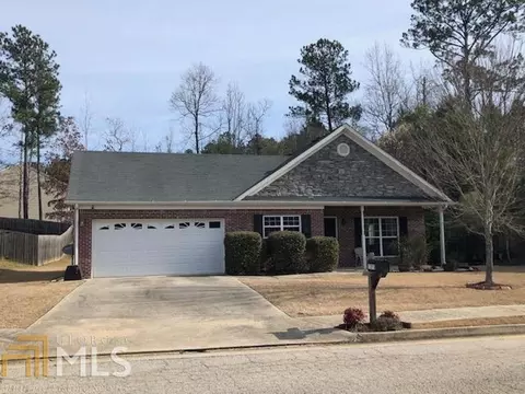 1373 Pebble Ridge Dr, Hampton, GA 30228 photo 1