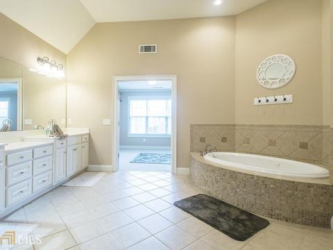 10 Bush Clover Dr, Covington, GA 30014 photo 6