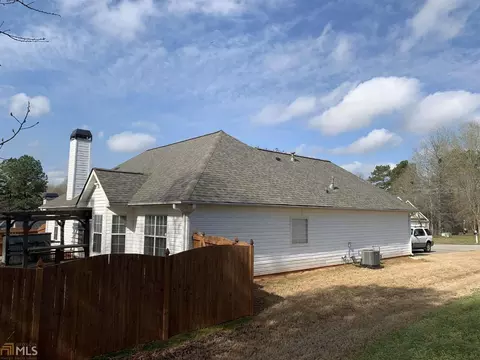 213 Revolutionary Dr, Hampton, GA 30228 photo 4