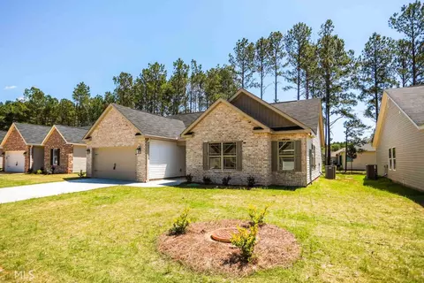 116 Back Cedar, Warner Robins, GA 31093 photo 2