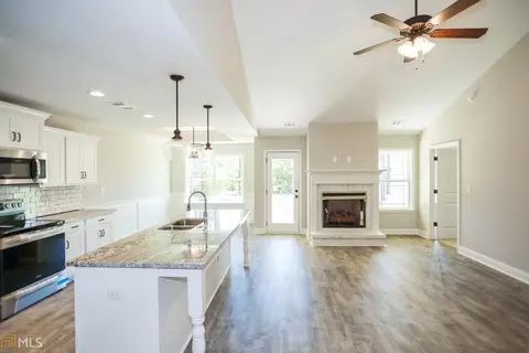 118 Back Cedar, Centerville, GA 31028 photo 8