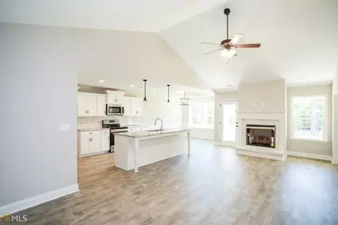 118 Back Cedar, Centerville, GA 31028 photo 9
