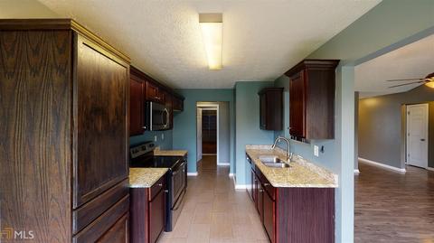 4 Carnegie Ct, Lagrange, GA 30240 photo 4