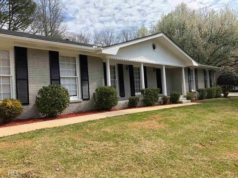 5890 Fox Run, Rex, GA 30273 photo 4