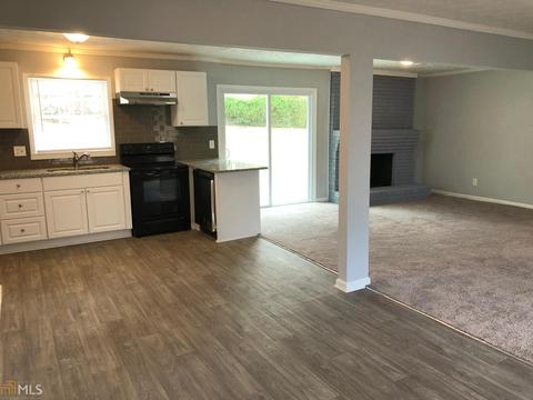 5890 Fox Run, Rex, GA 30273 photo 21