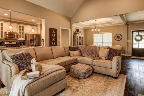 118 Stephens Point Dr, Jackson, GA 30233 photo 13