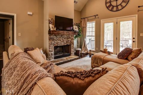 118 Stephens Point Dr, Jackson, GA 30233 photo 9
