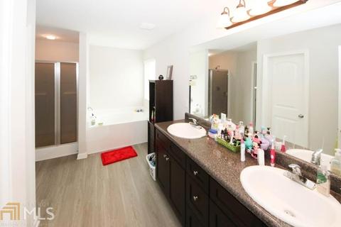 4085 Mcclendon Way, Rex, GA 30273 photo 16
