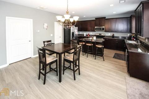 4085 Mcclendon Way, Rex, GA 30273 photo 9