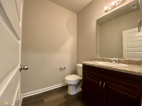 10706 Buckingham Cir, Hampton, GA 30228 photo 8