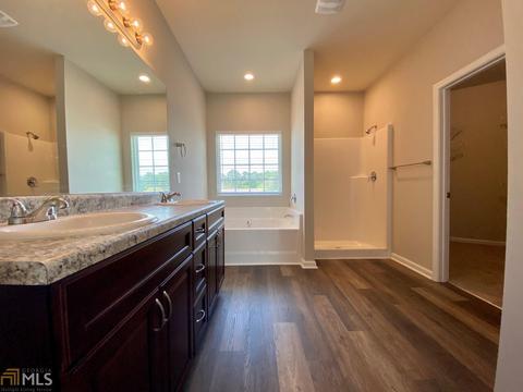 10706 Buckingham Cir, Hampton, GA 30228 photo 13