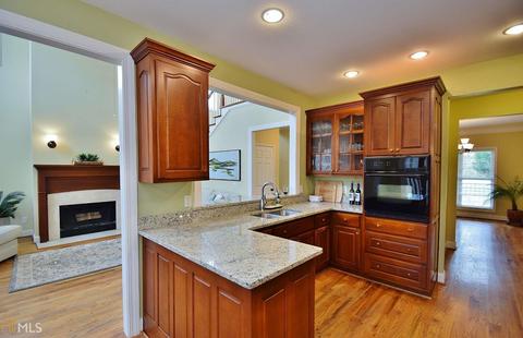 118 Thundering Waters Dr, Cornelia, GA 30531 photo 8