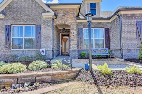 743 Faraday Cir, Suwanee, GA 30024 photo 2