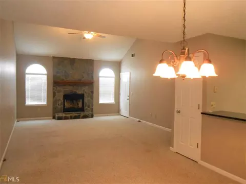 110 Graystone Dr, Covington, GA 30014 photo 5