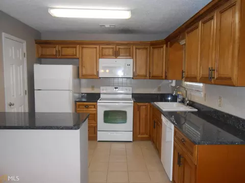 110 Graystone Dr, Covington, GA 30014 photo 7