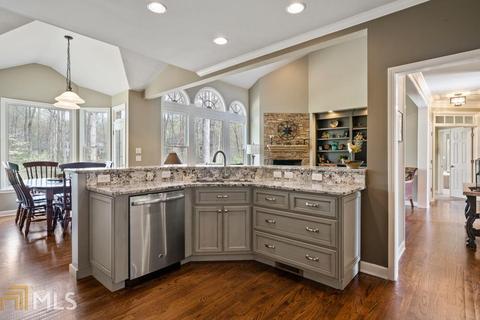 1050 River Pt, Suwanee, GA 30024 photo 14