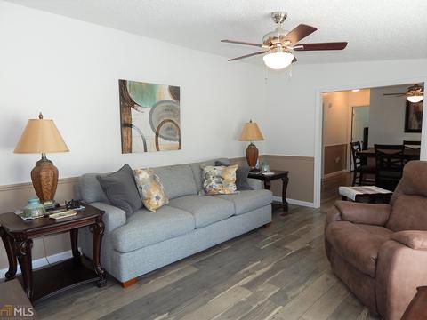 359 Spring Valley Dr, Byron, GA 31008 photo 6