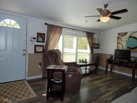 359 Spring Valley Dr, Byron, GA 31008 photo 4