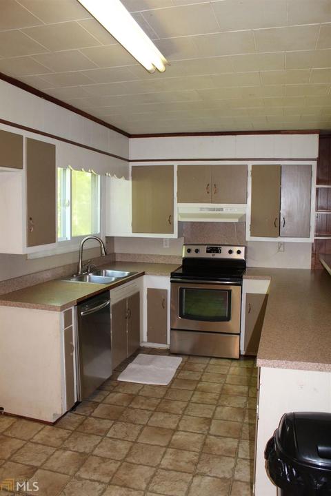 294 Fling Rd, Lagrange, GA 30240 photo 10
