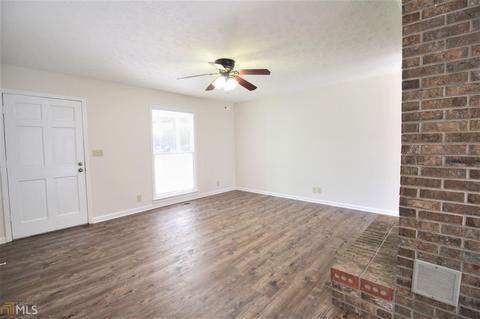 122 Dilly Hl, Lagrange, GA 30240 photo 4