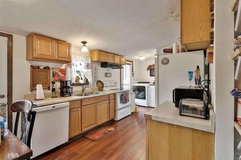 177 Rogers Cir, Barnesville, GA 30204 photo 9
