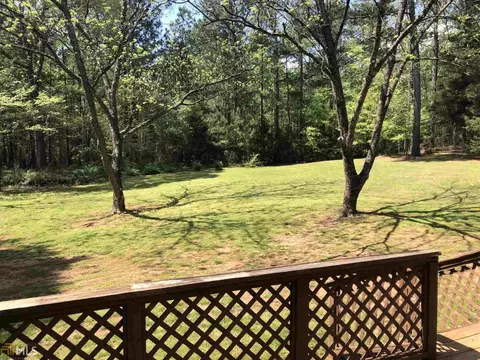 221 Pinehaven Dr, Lagrange, GA 30240 photo 5