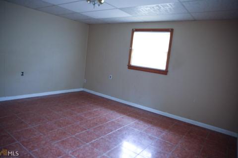 6748 Darrell Ct, Morrow, GA 30260 photo 9