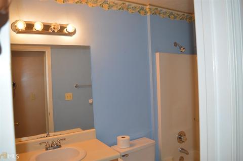 104 Twelve Oaks Dr, Lagrange, GA 30241 photo 8