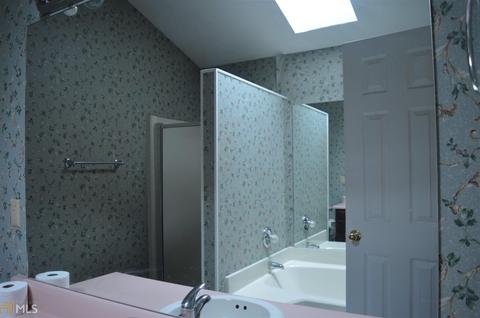 104 Twelve Oaks Dr, Lagrange, GA 30241 photo 13