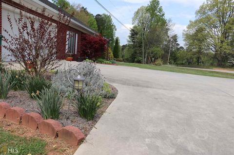 545 Chase Rd, Cornelia, GA 30531 photo 12