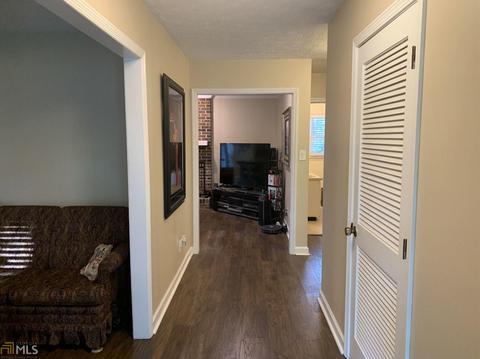 320 Collier Rd, Barnesville, GA 30204 photo 7