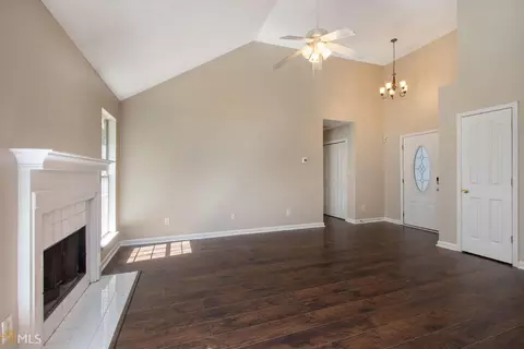 10777 Knotty Pine Pl, Hampton, GA 30228 photo 9