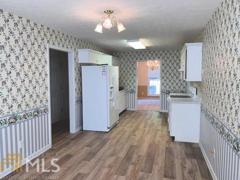 203 Foxdale Ct, Lagrange, GA 30240 photo 2