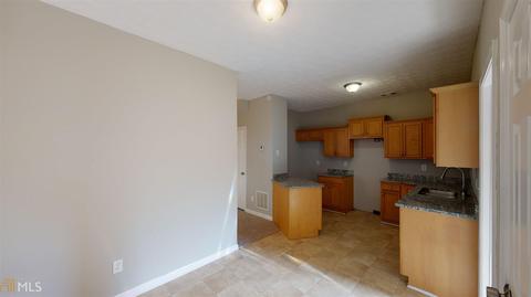 8242 Sterling Ln, Covington, GA 30014 photo 7